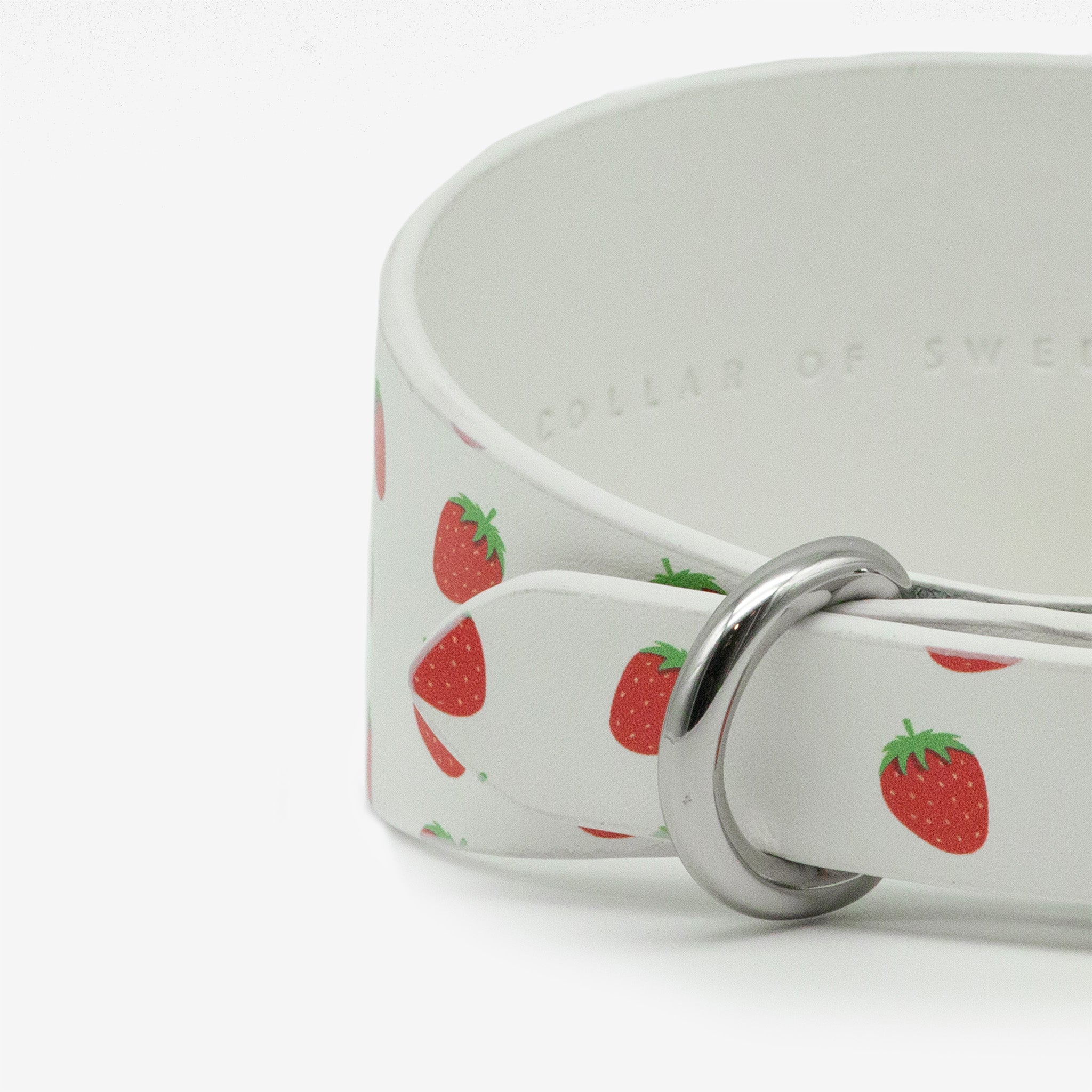 Strawberry Dog Collar Wide